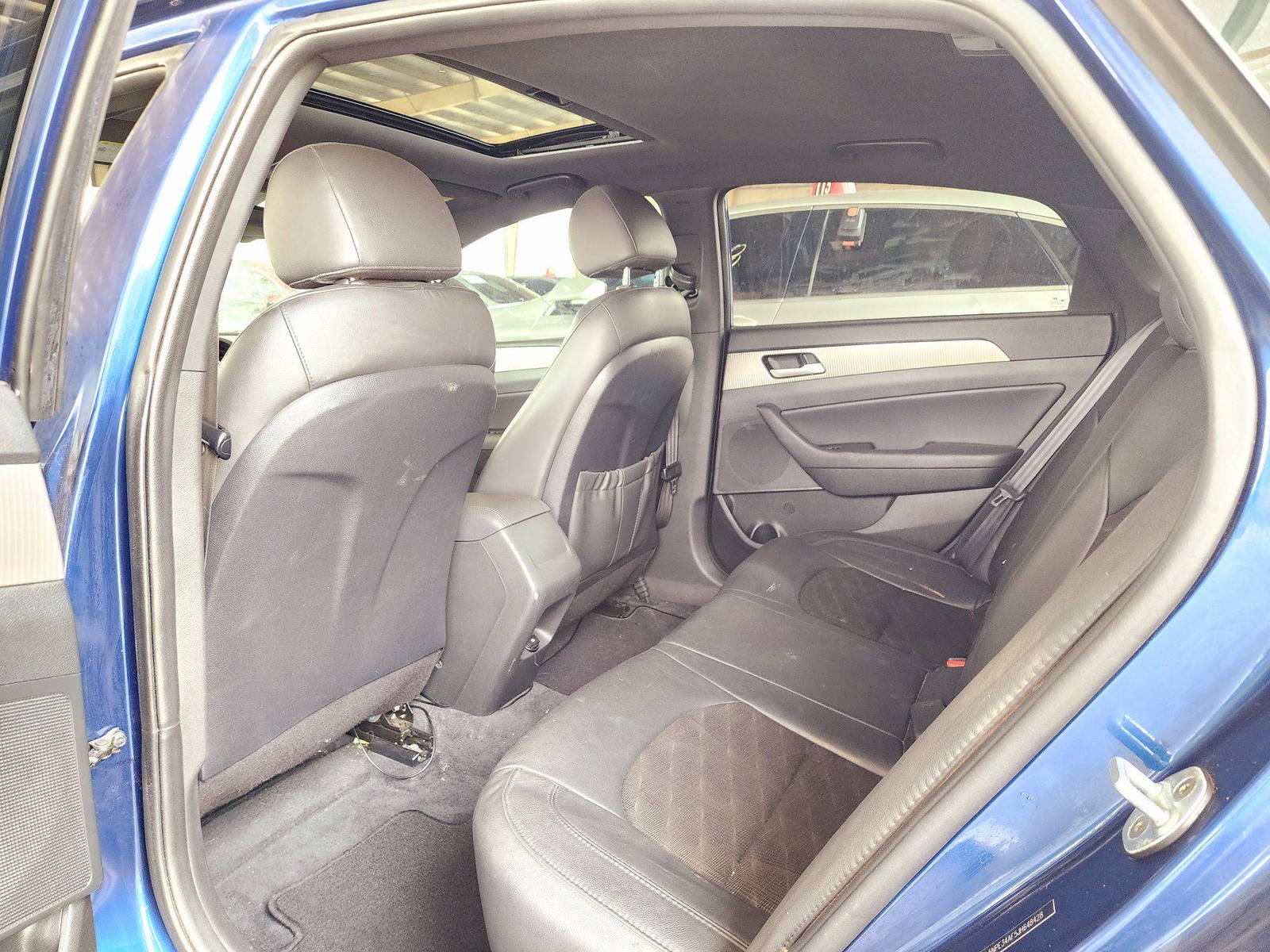 2018 HYUNDAI SONATA — 73842 Miles — Lot 87962665 — Souq - Marhaba Auctions Used Cars - Image 6