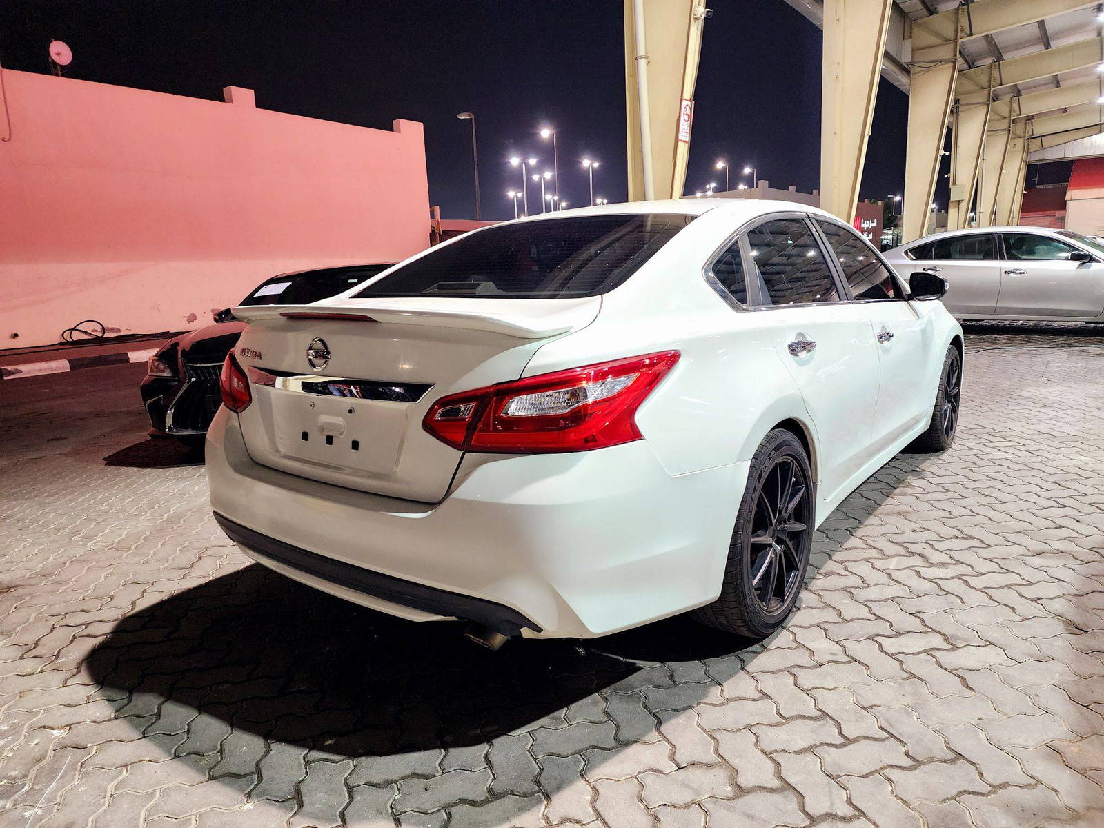 2016 NISSAN ALTIMA — 165616 Miles — Lot 4GN312396 — Souq - Marhaba Auctions Used Cars - Image 5