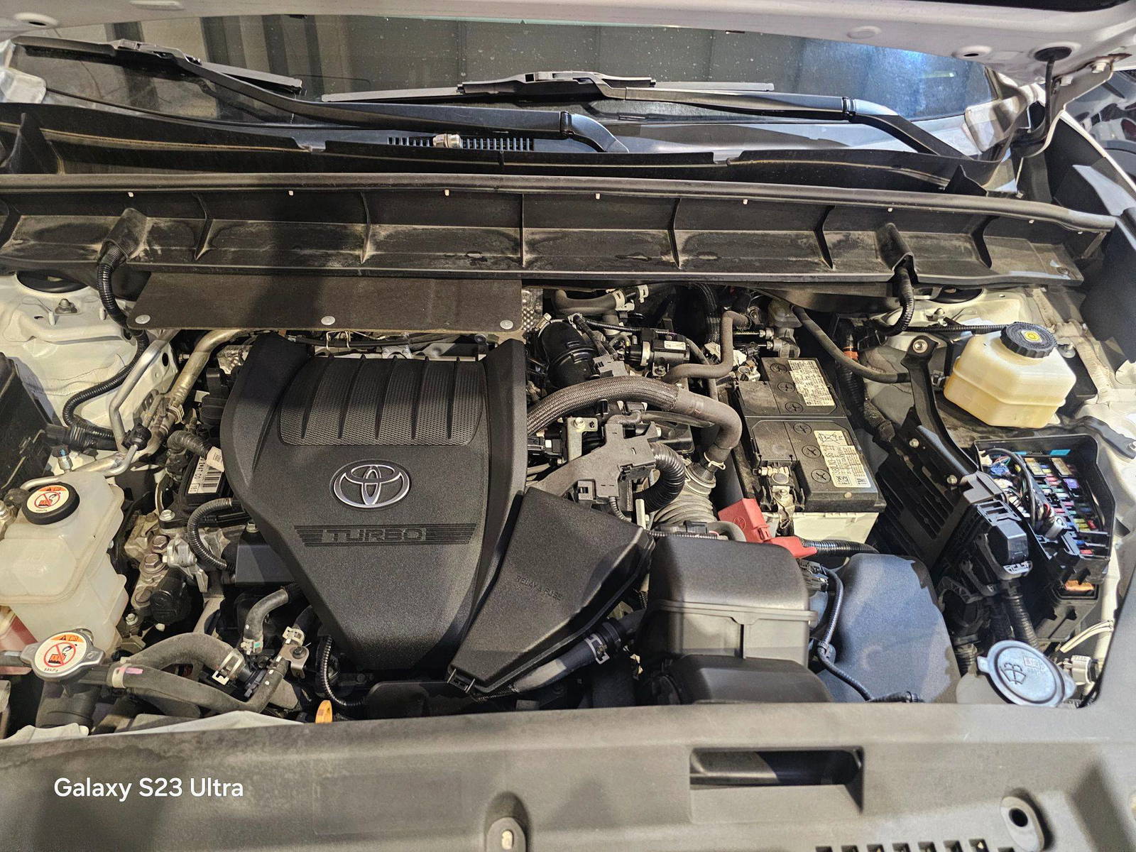 TOYOTA HIGHLANDER 2023 - Marhaba Auction Used Cars - Image 12