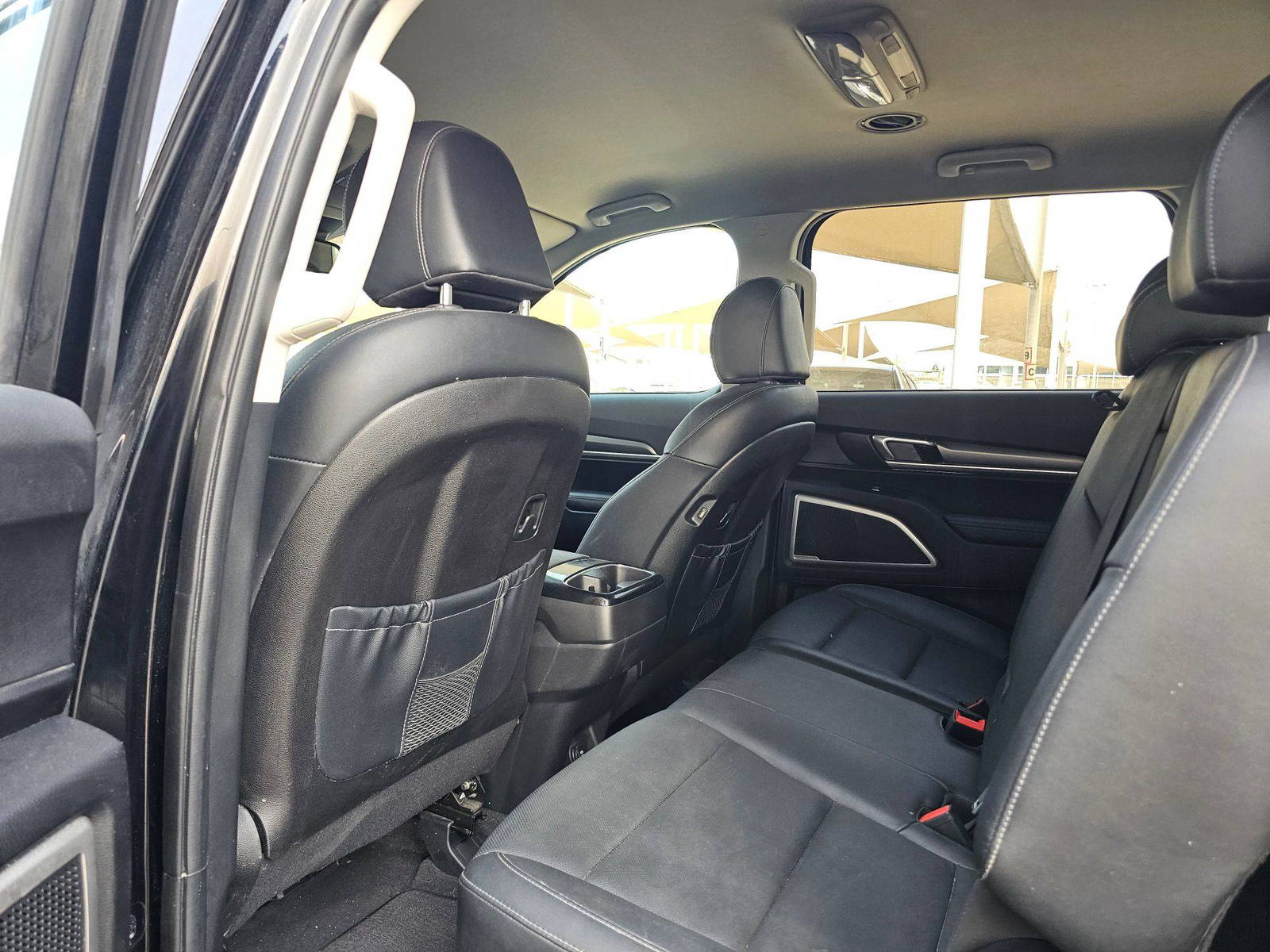 2022 KIA TELLURIDE — 17786 Miles — Lot 2NG303815 — Souq - Marhaba Auctions Used Cars - Image 6