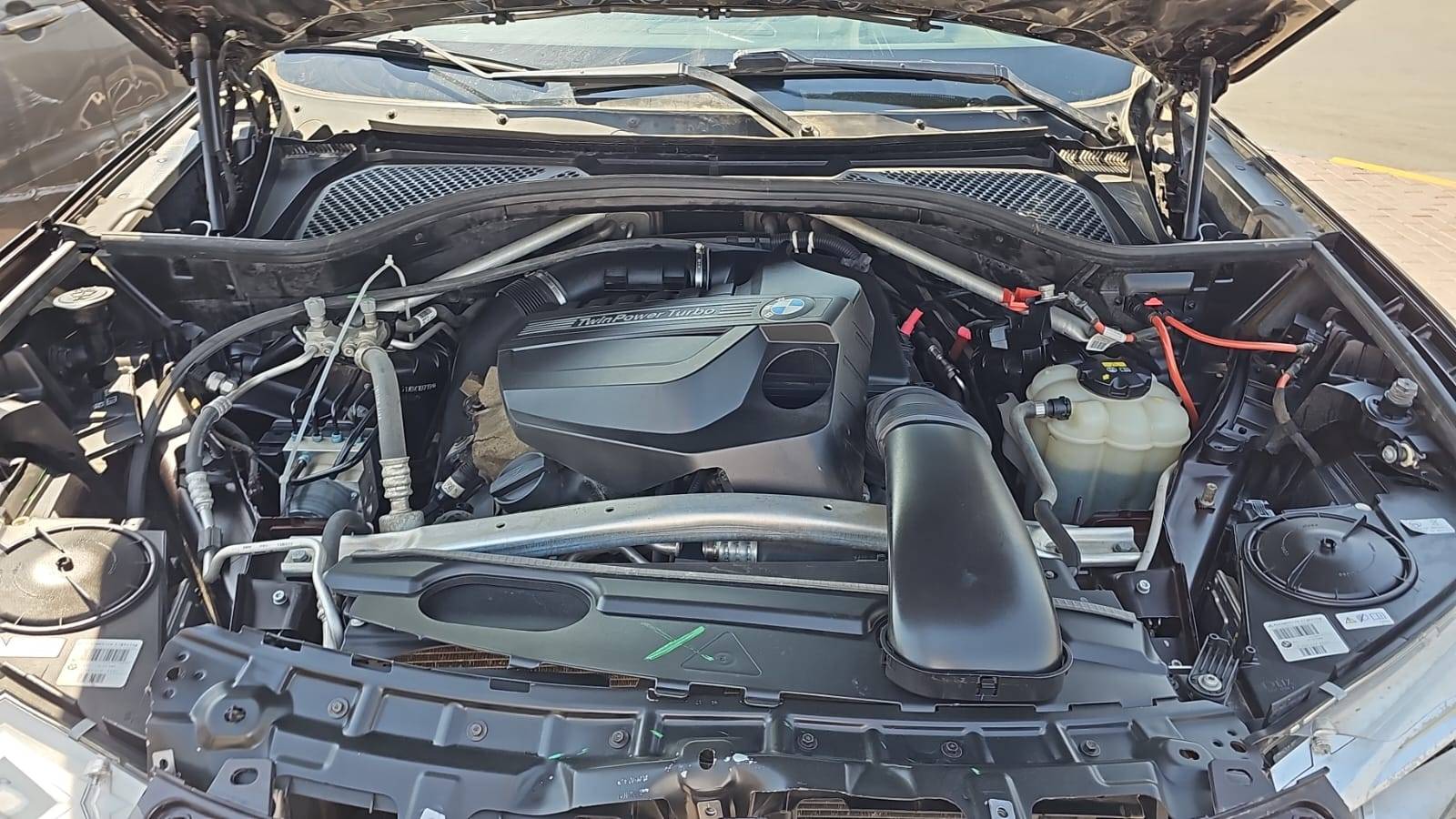 BMW X5 SDRIVE35I 2018 - Marhaba Auction Used Cars - Image 4