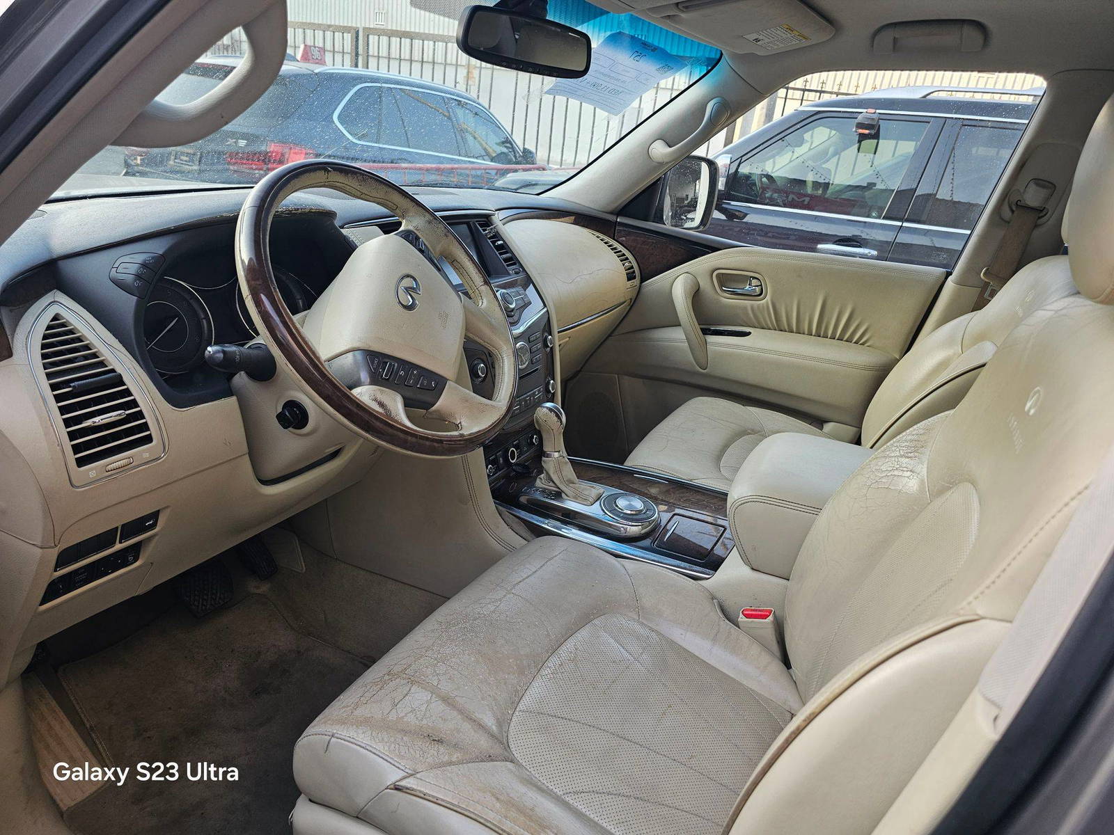 INFINITI QX56 2011 - Marhaba Auction Used Cars - Image 8