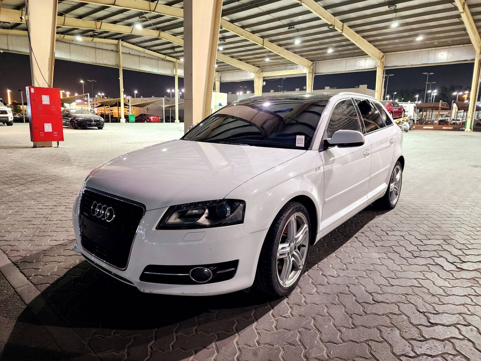 2011 AUDI A3 — 106724 KM — Lot P6BA027572 — Souq - Marhaba Auctions Used Cars - Image 5