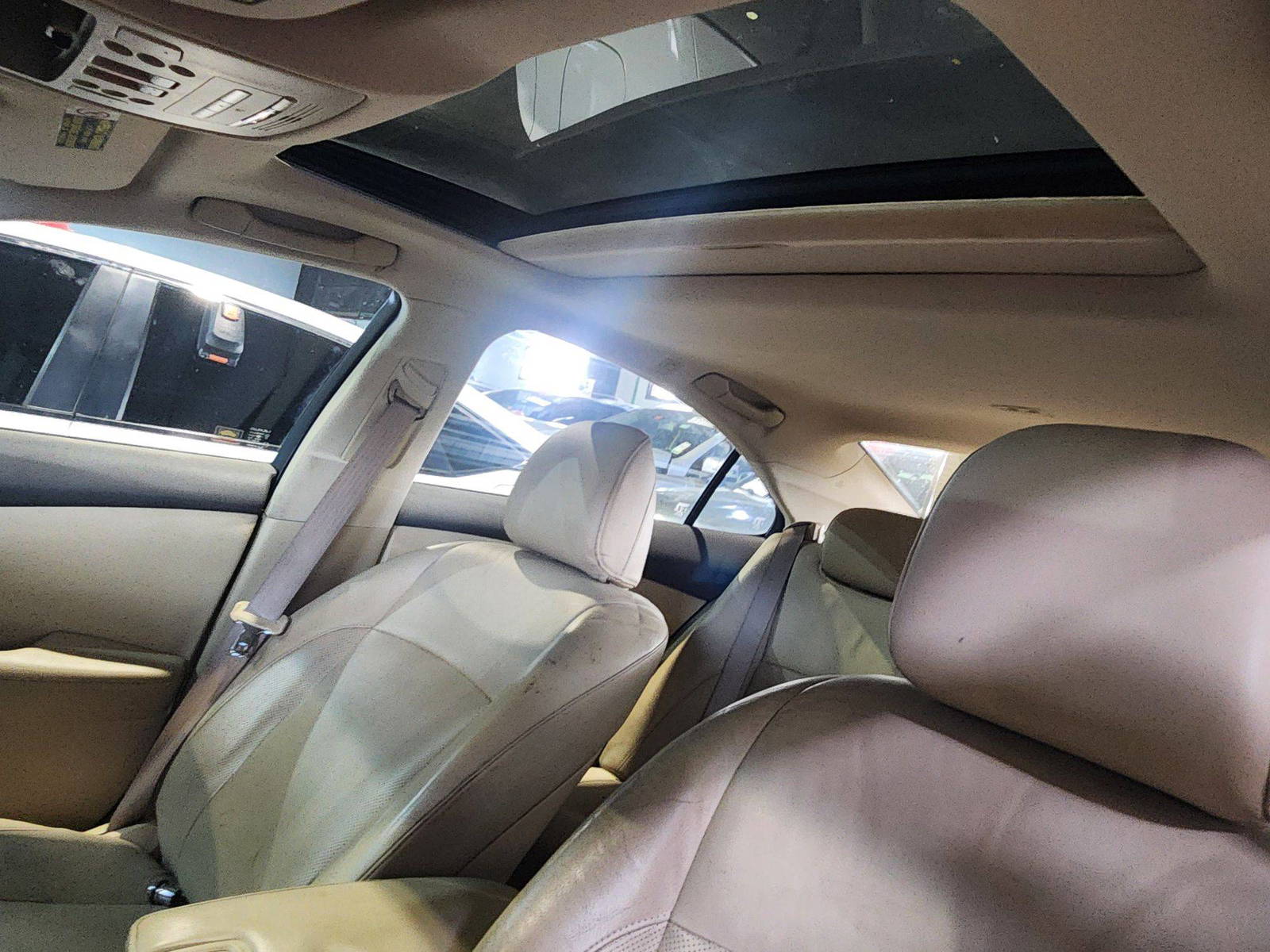 2007 LEXUS ES 350 — 157200 Miles — Lot 32361 — Souq - Marhaba Auctions Used Cars - Image 10