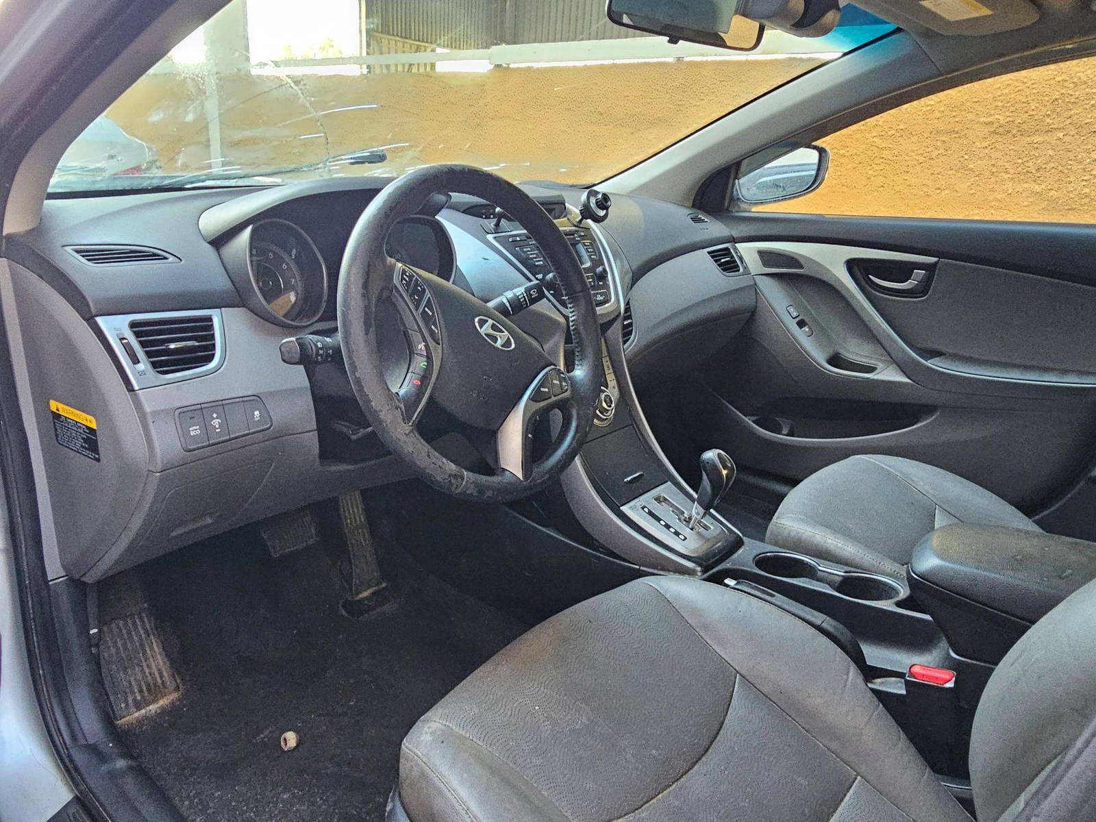 HYUNDAI ELANTRA 2013 - Marhaba Auction Used Cars - Image 8