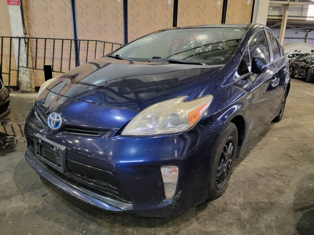 2012 TOYOTA PRIUS — 153633 Miles — Lot 579822 — Main - Marhaba Auctions Used Cars - Image 5