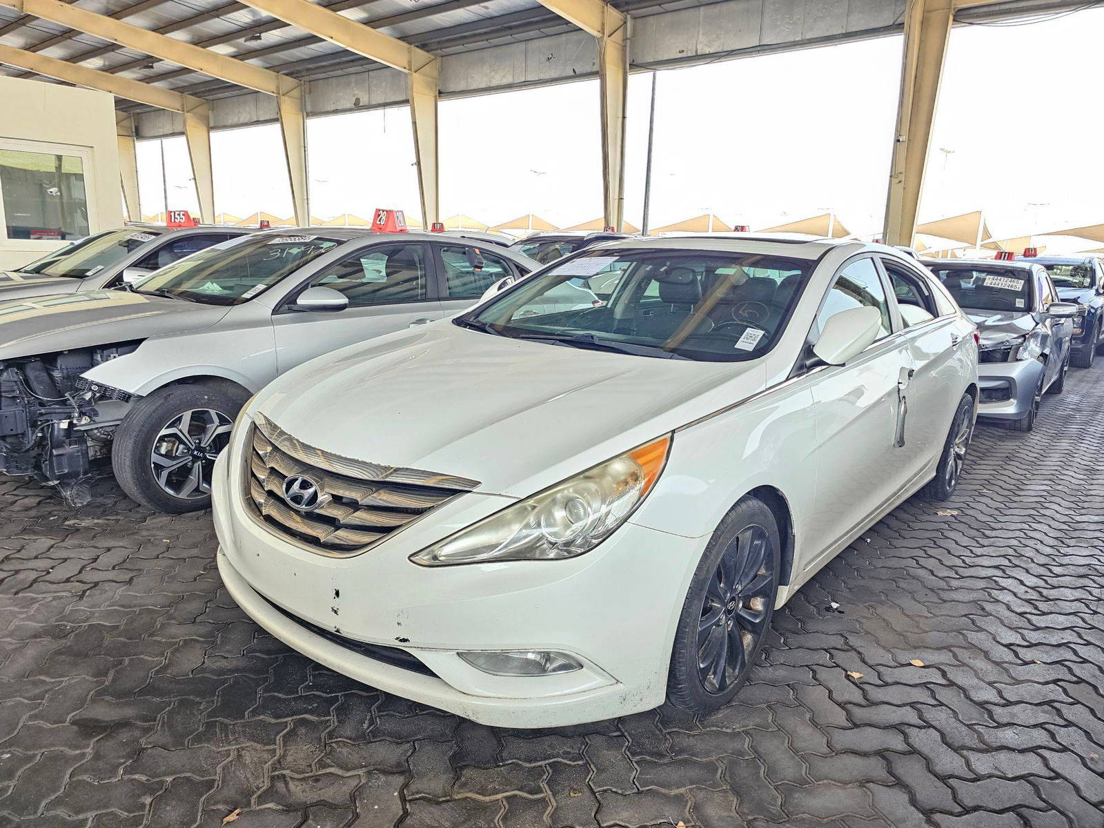 2011 HYUNDAI SONATA — 171272 Miles — Lot H219281 — Souq - Marhaba Auctions Used Cars - Image 5