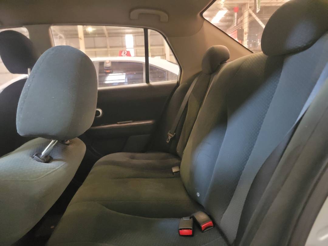 2010 NISSAN VERSA — 230306 Miles — Lot 51034394 — Souq - Marhaba Auctions Used Cars - Image 6
