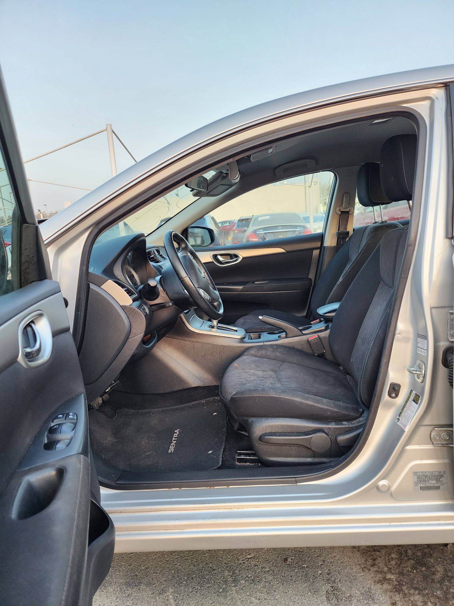2015 NISSAN SENTRA — 83586 Miles — Lot 39096404 — Souq - Marhaba Auctions Used Cars - Image 10