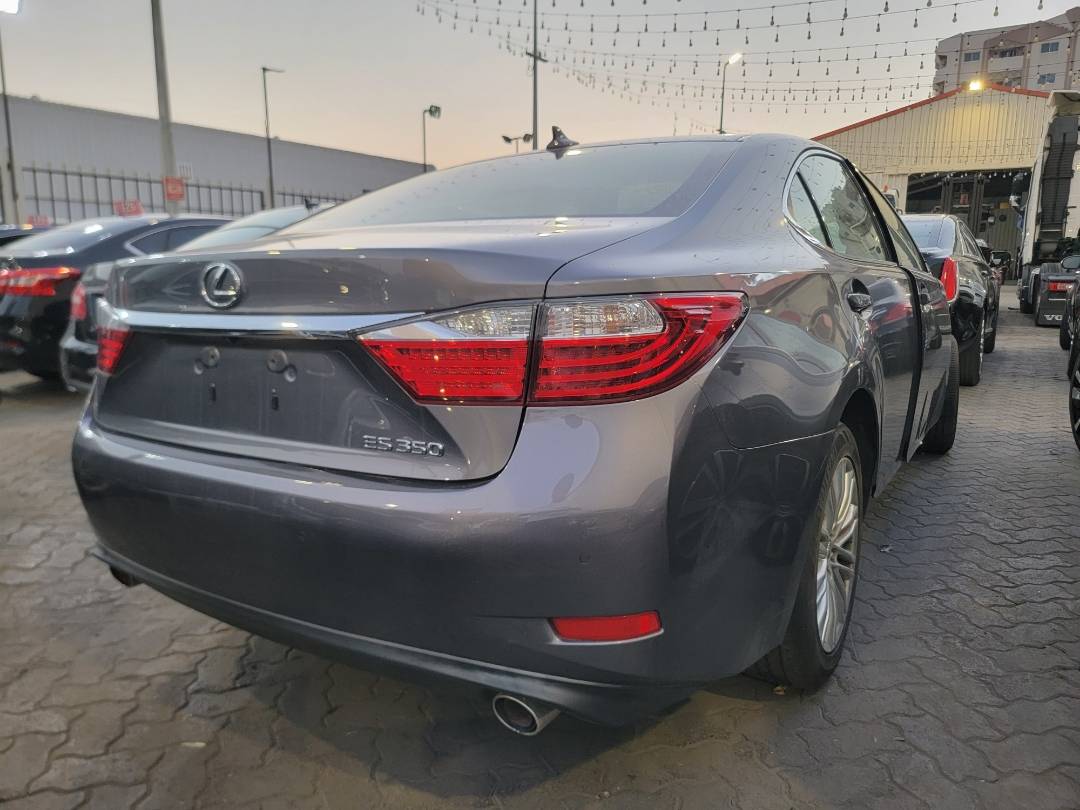 2014 LEXUS ES 350 — 135384 Miles — Lot 2146639 — Main - Marhaba Auctions Used Cars - Image 3