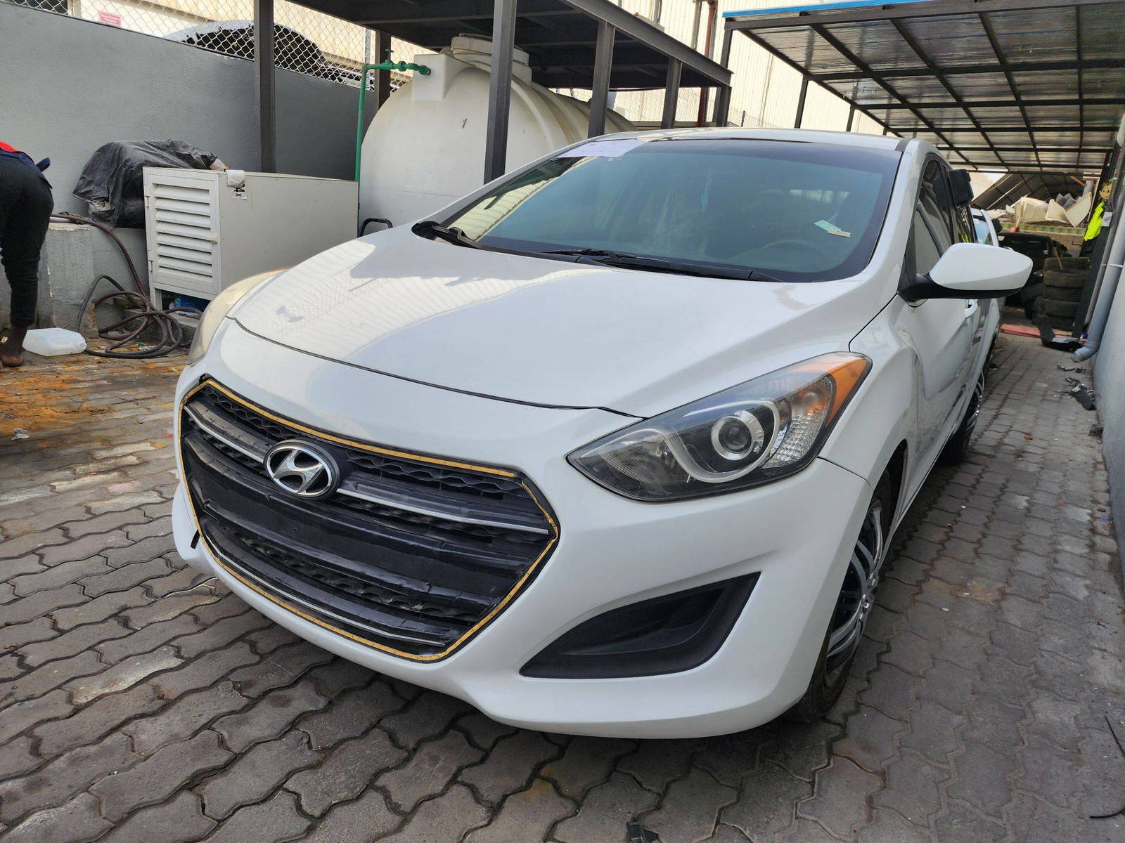 2017 HYUNDAI ELANTRA GT — 140811 Miles — Lot 66948 — Al Quoz - Marhaba Auctions Used Cars - Image 4