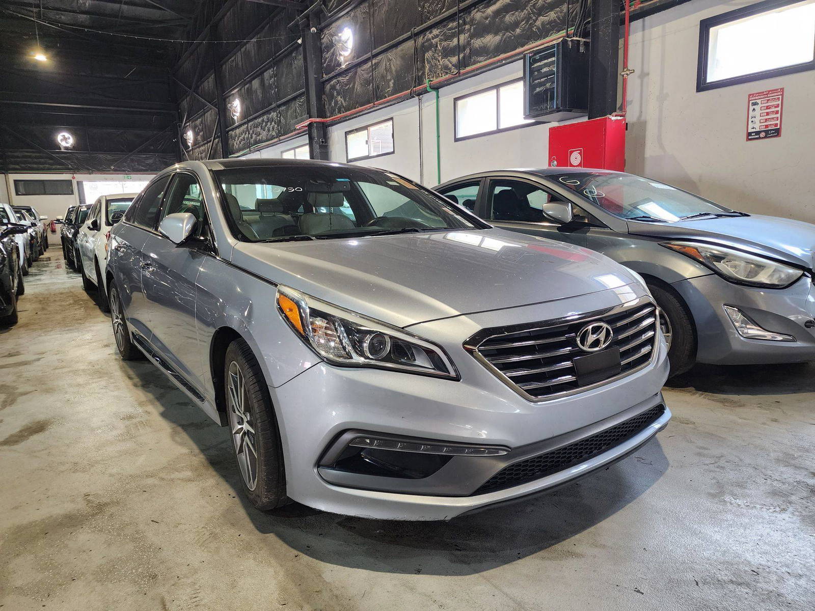 2015 HYUNDAI SONATA — 151452 Miles — Lot 290730 — Al Quoz - Marhaba Auctions Used Cars - Image 6