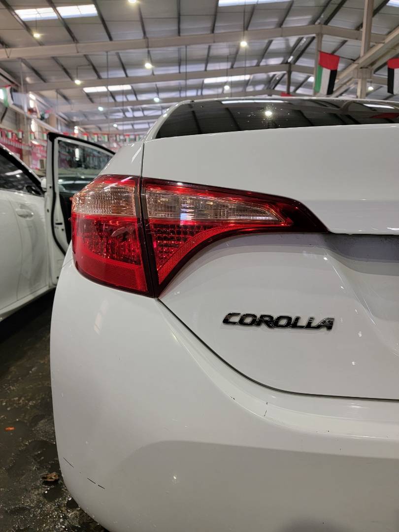 2018 TOYOTA COROLLA — 113992 Miles — Lot 40806152 — Main - Marhaba Auctions Used Cars - Image 8