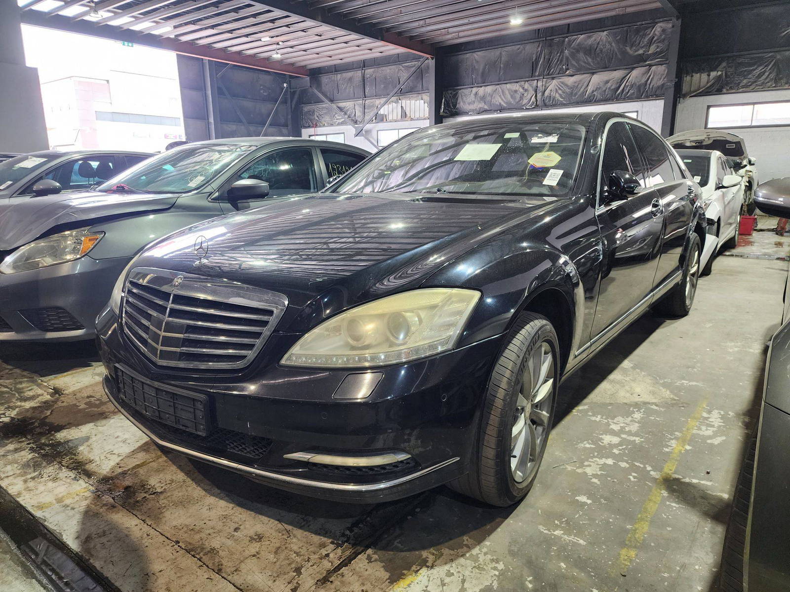 2010 MERCEDES BENZ S 500 — 265572 KM — Lot 290412 — Souq - Marhaba Auctions Used Cars - Image 4