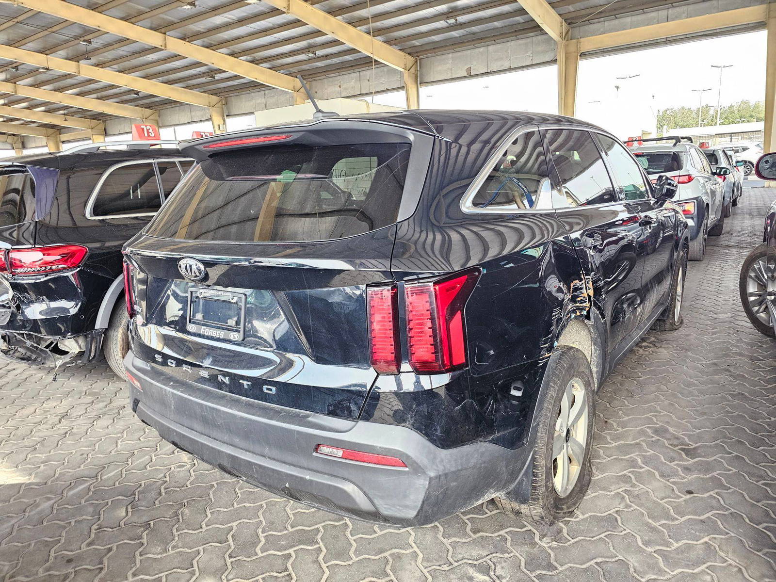 2021 KIA SORENTO — 143205 KM — Lot 46028465 — Main - Marhaba Auctions Used Cars - Image 3