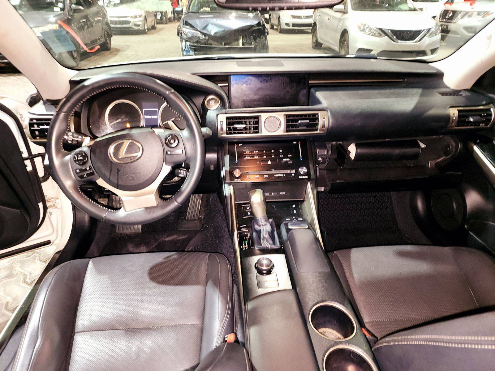 2014 LEXUS IS 250 — 138998 Miles — Lot 2XE5005082 — Souq - Marhaba Auctions Used Cars - Image 7