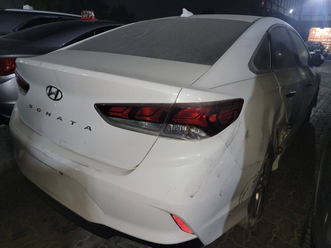 HYUNDAI SONATA 2018 - Marhaba Auction Used Cars - Image 5