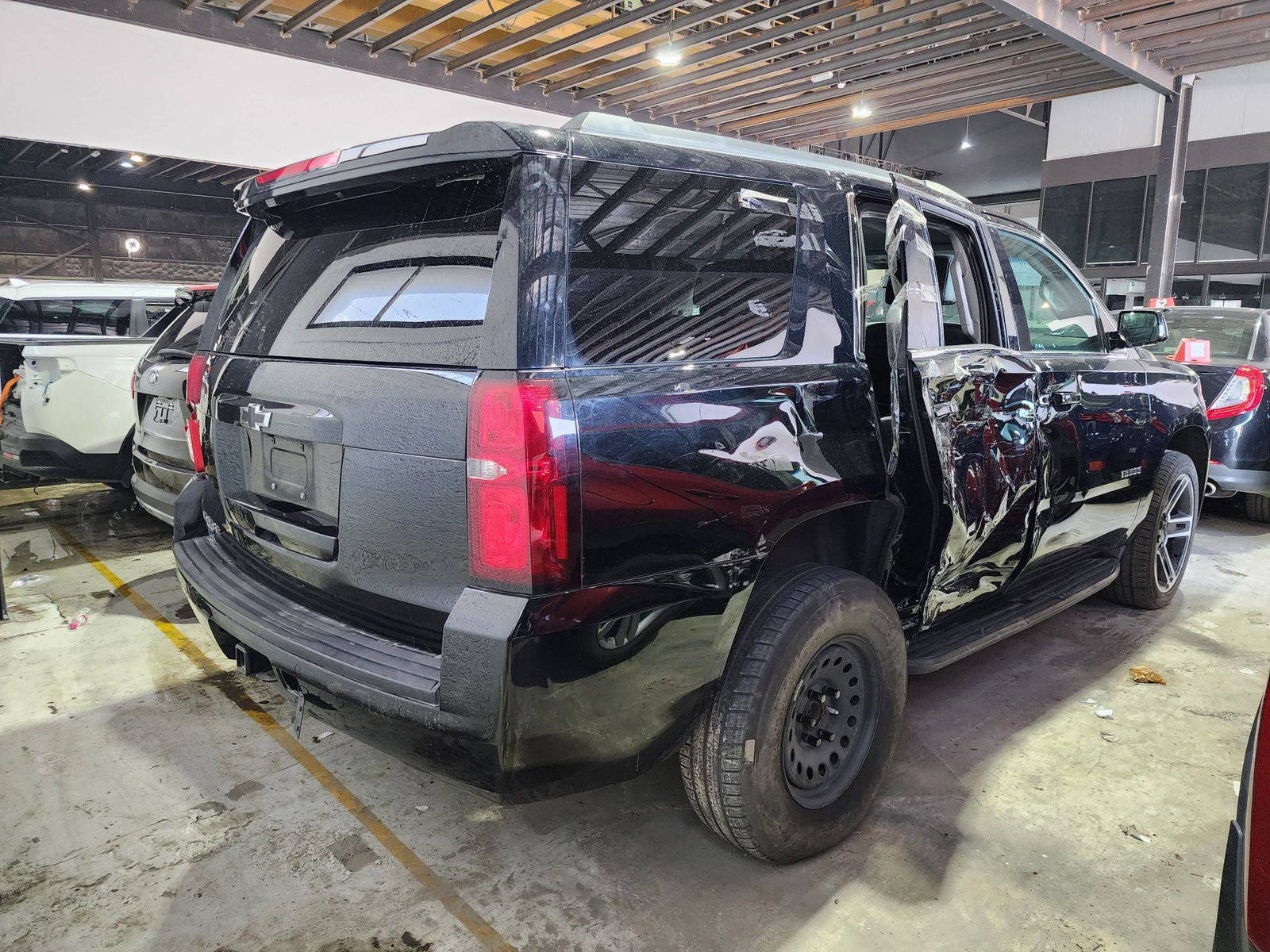 2018 CHEVROLET TAHOE — 170540 Miles — Lot 53256385 — Al Quoz - Marhaba Auctions Used Cars - Image 5