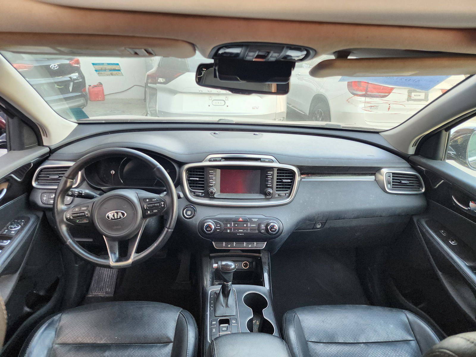 2017 KIA SORENTO — 135851 Miles — Lot 88626795 — Souq - Marhaba Auctions Used Cars - Image 8