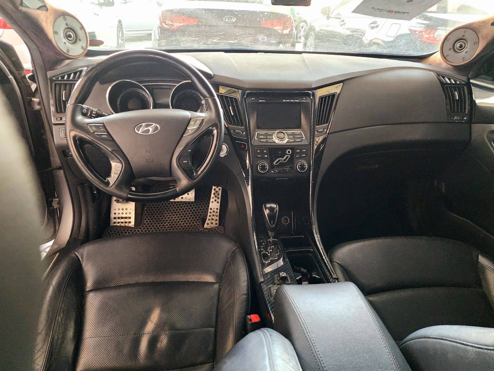 2010 HYUNDAI SONATA — 134181 KM — Lot 034752 — Souq - Marhaba Auctions Used Cars - Image 7