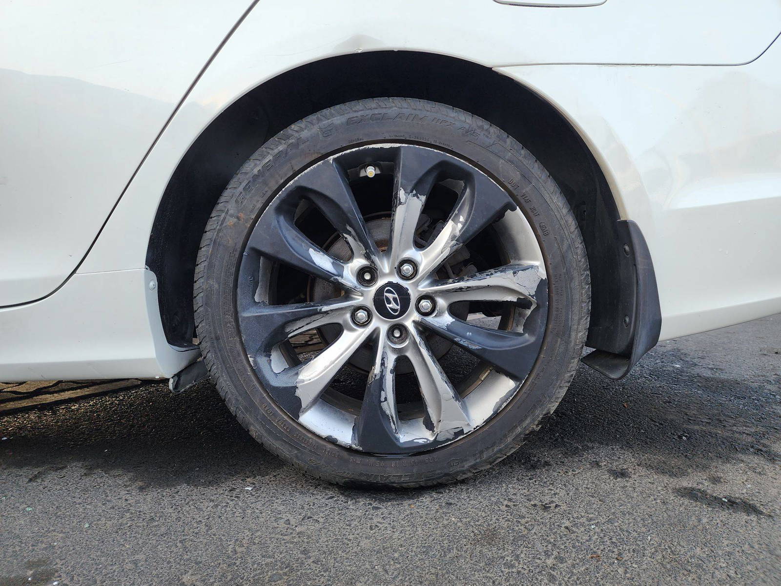 2011 HYUNDAI SONATA — 149429 Miles — Lot 61396614 — Souq - Marhaba Auctions Used Cars - Image 11