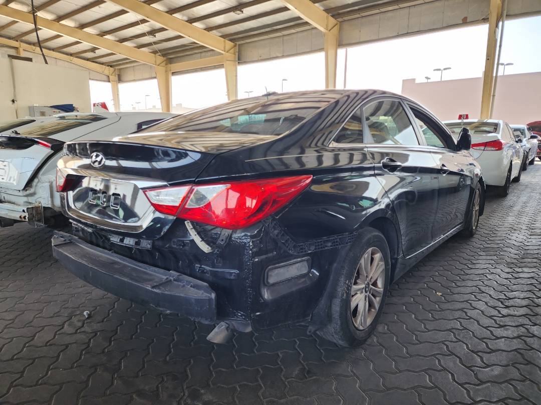 2013 HYUNDAI SONATA — 182326 Miles — Lot 46649394 — Main - Marhaba Auctions Used Cars - Image 10