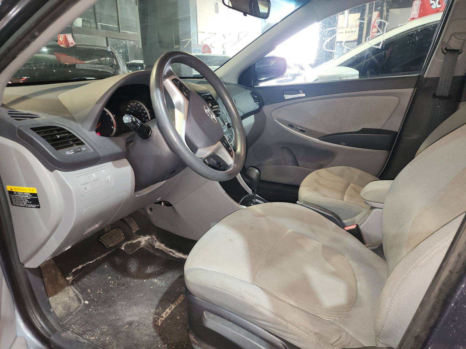 2013 HYUNDAI ACCENT — 121097 KM — Lot 363529 — Al Quoz - Marhaba Auctions Used Cars - Image 9