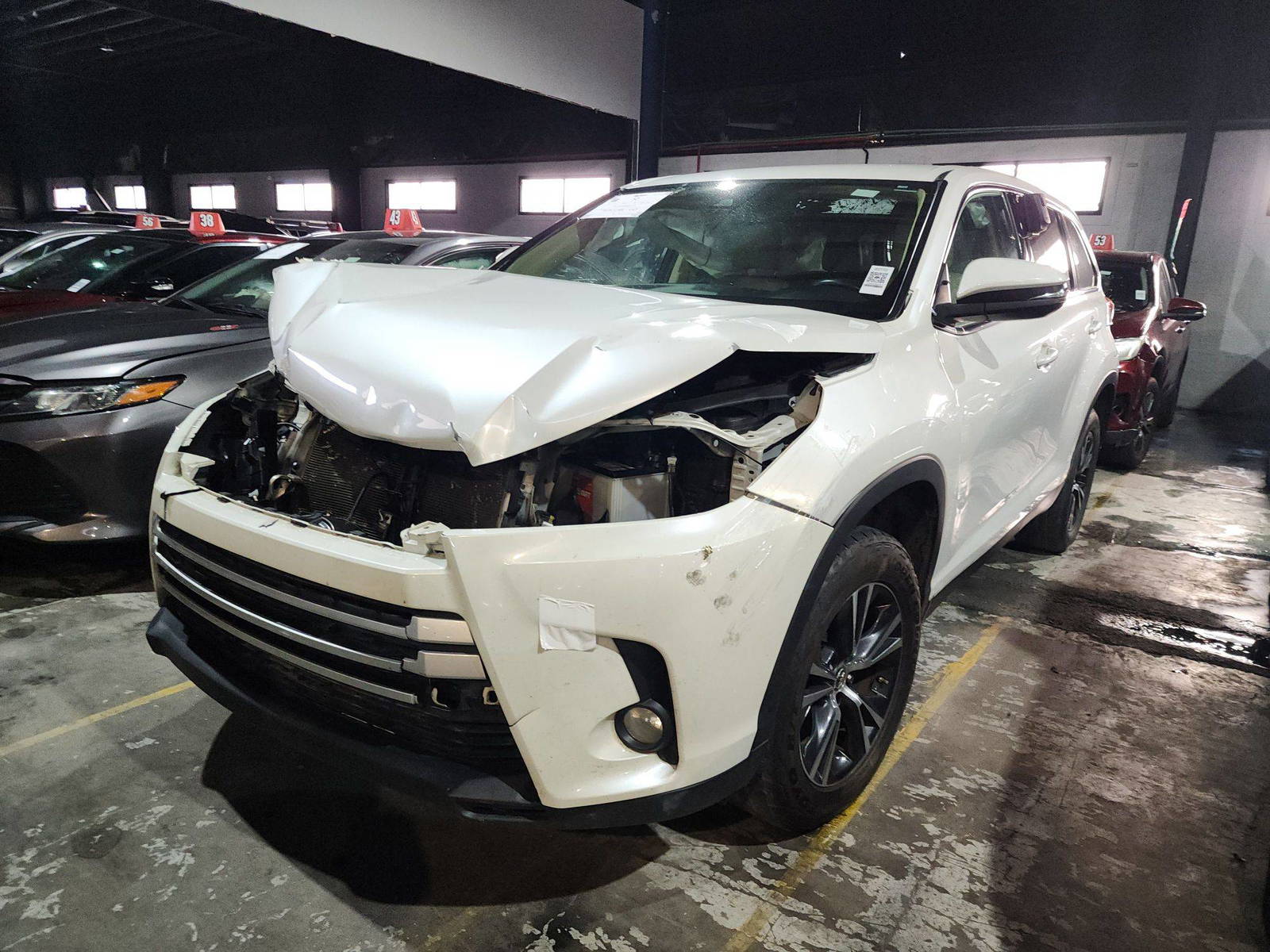 2019 TOYOTA HIGHLANDER — 196242 Miles — Lot 68734554 — Souq - Marhaba Auctions Used Cars - Image 6