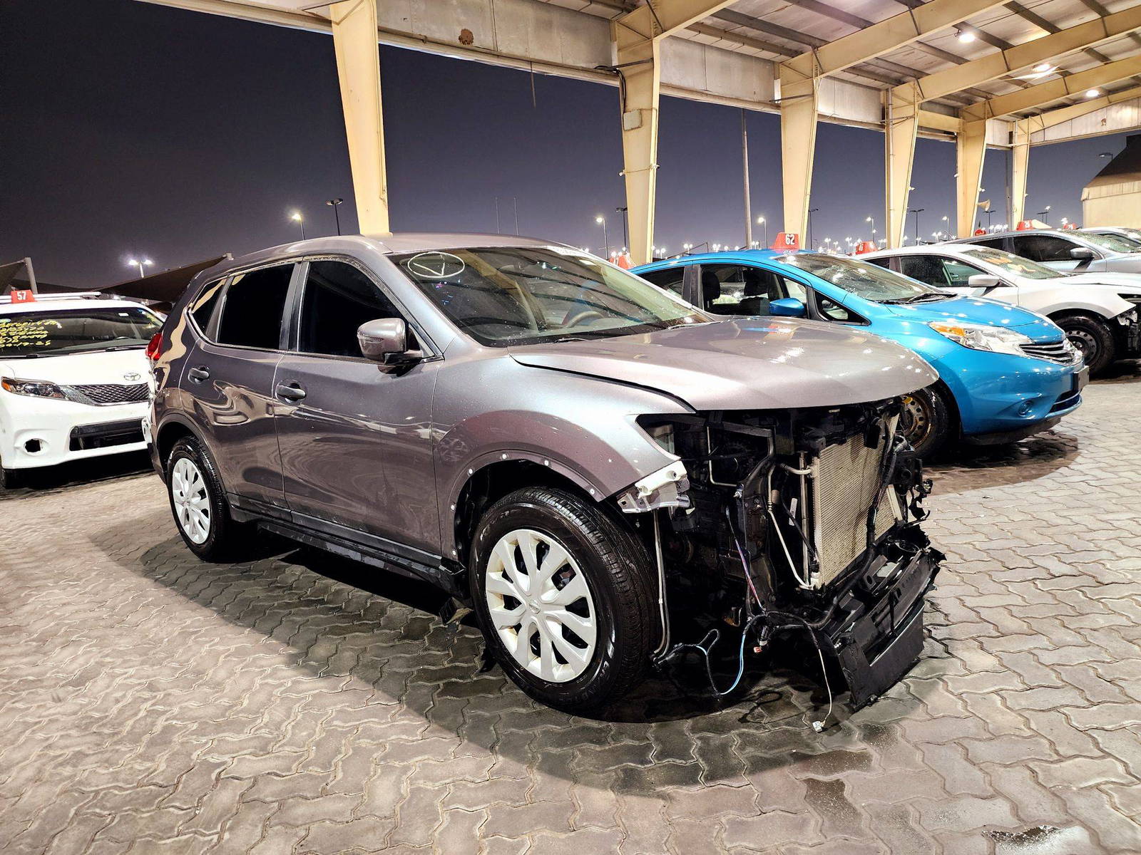 2017 NISSAN ROGUE — 156908 KM — Lot 65894124 — Souq - Marhaba Auctions Used Cars - Image 5
