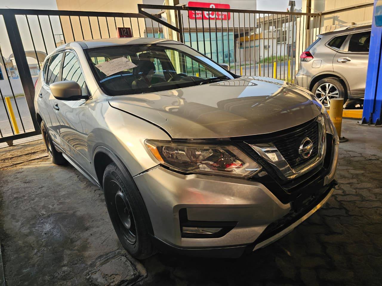 NISSAN ROGUE 2017 - Marhaba Auction Used Cars - Image 4