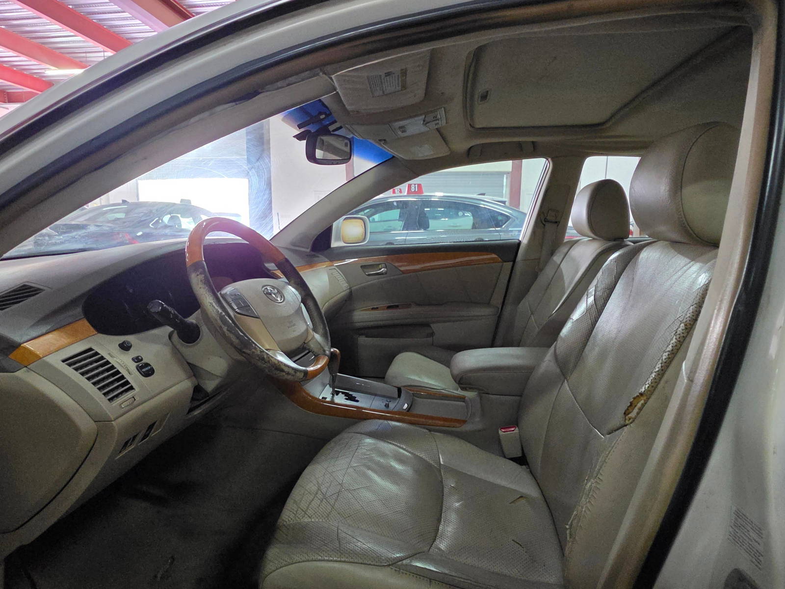 2007 TOYOTA AVALON — 194045 Miles — Lot 44235134 - Marhaba Auctions Used Cars - Image 6