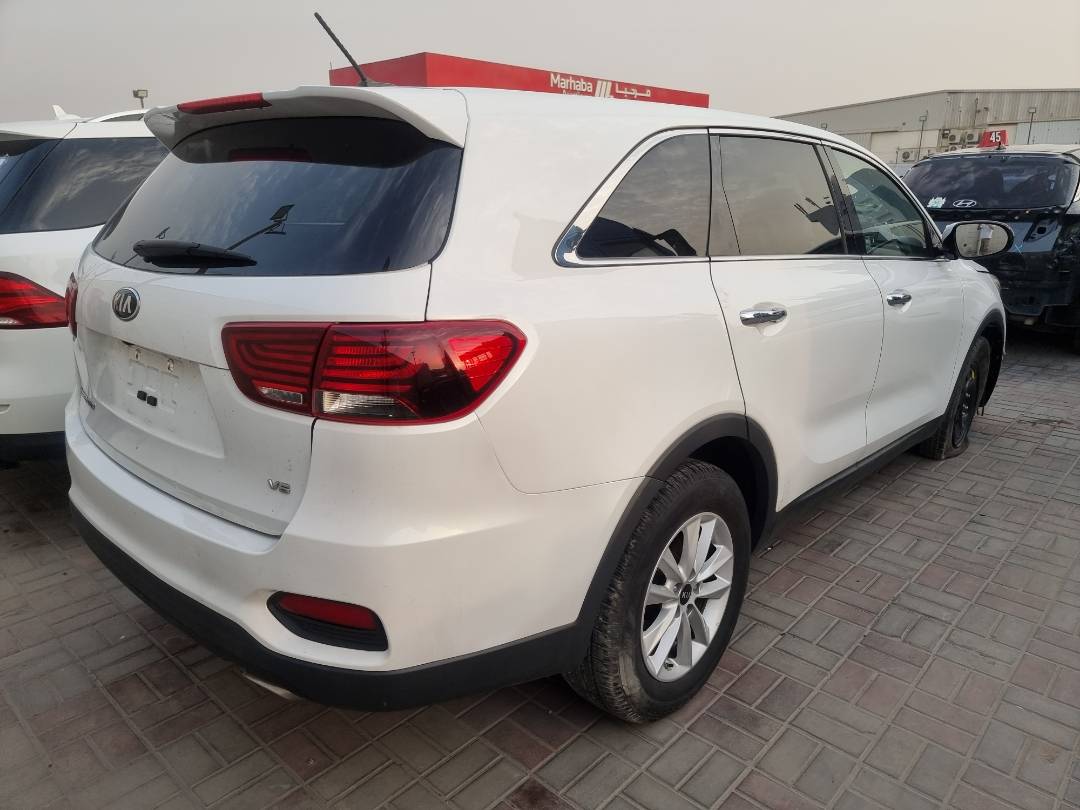 2020 KIA SORENTO — 78060 Miles — Lot 215478 — Souq - Marhaba Auctions Used Cars - Image 3