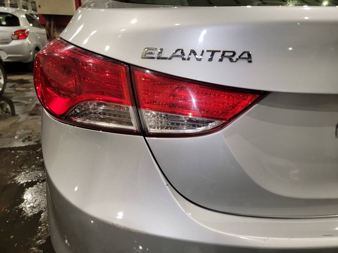 2013 HYUNDAI ELANTRA — 214055 Miles — Lot 73545643 - Marhaba Auctions Used Cars - Image 9