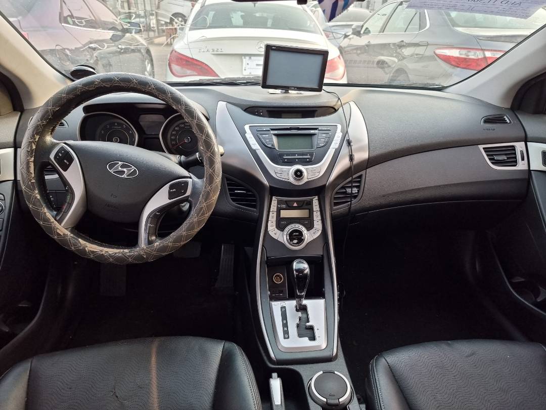 2012 HYUNDAI AVANTE — 179180 KM — Lot 273138 — Ind. 12 - Marhaba Auctions Used Cars - Image 7