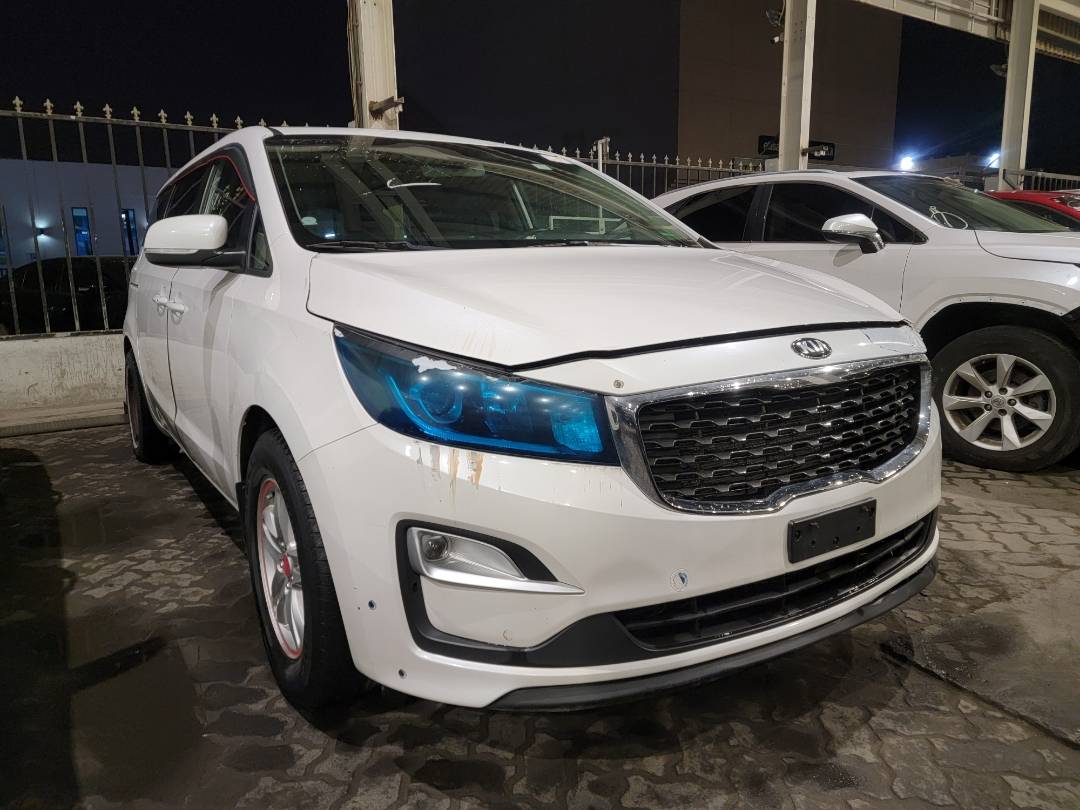 2019 KIA SEDONA — 162529 KM — Lot 6444385 — Main - Marhaba Auctions Used Cars - Image 4