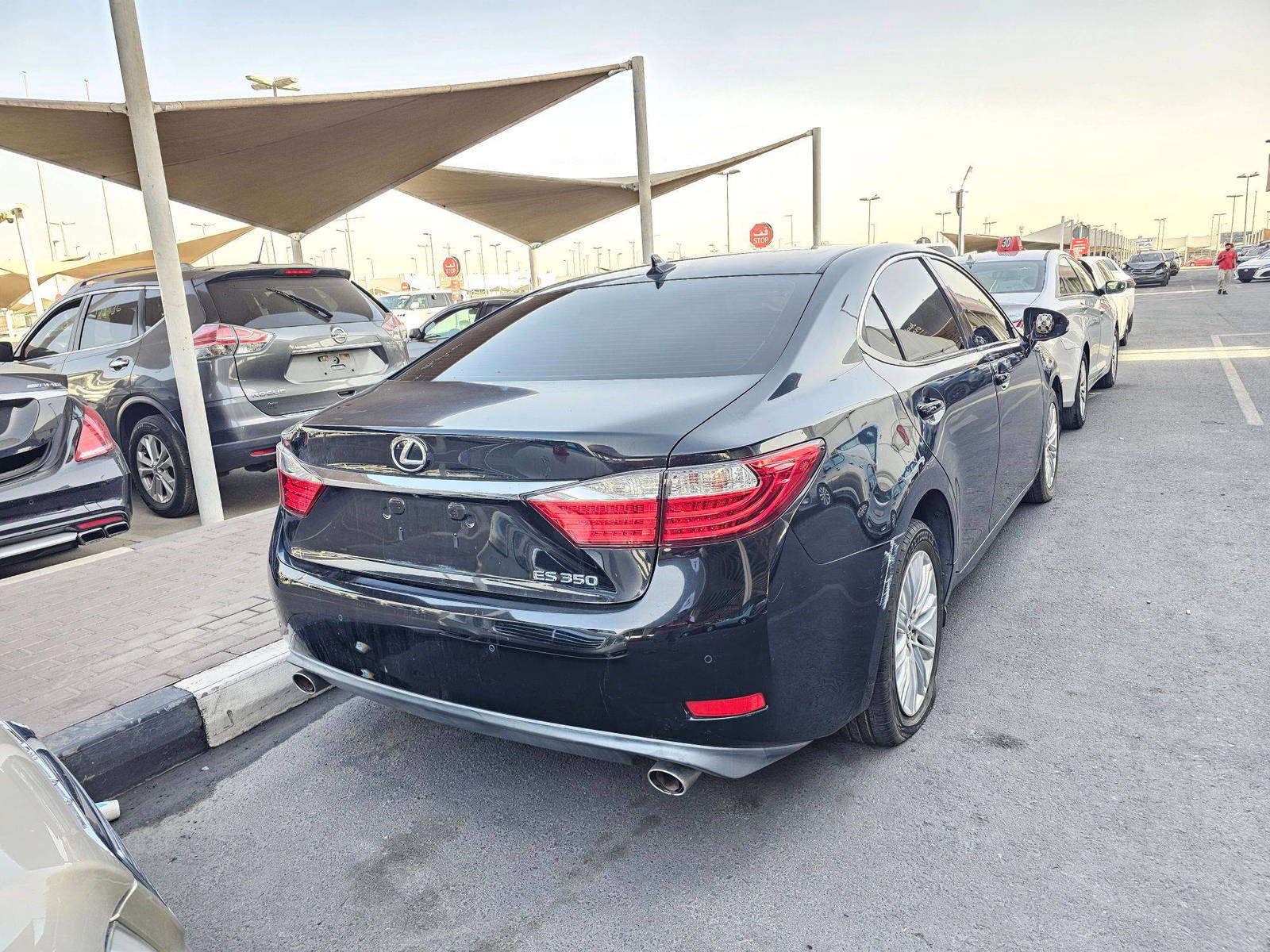 2013 LEXUS ES 350 — 136556 Miles — Lot GG1D2046554 — Souq - Marhaba Auctions Used Cars - Image 3