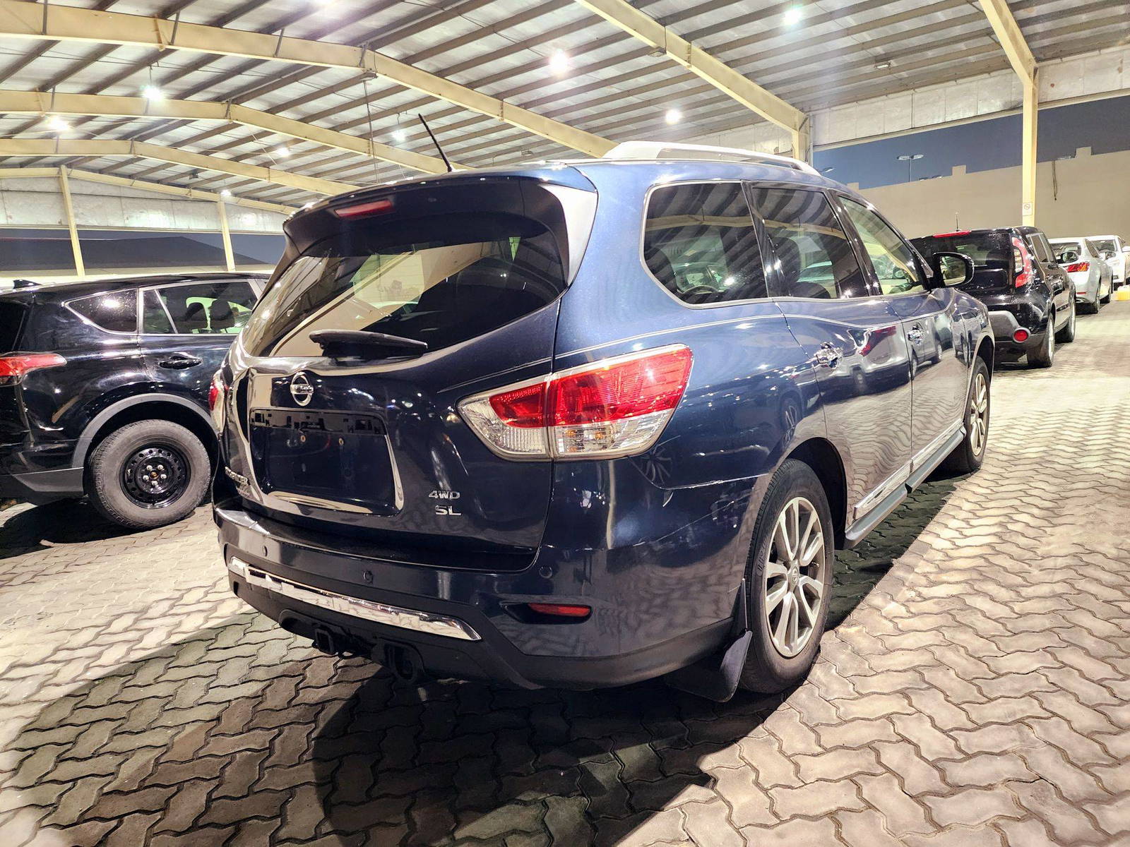 2013 NISSAN PATHFINDER — 147429 Miles — Lot C607664 — Souq - Marhaba Auctions Used Cars - Image 3