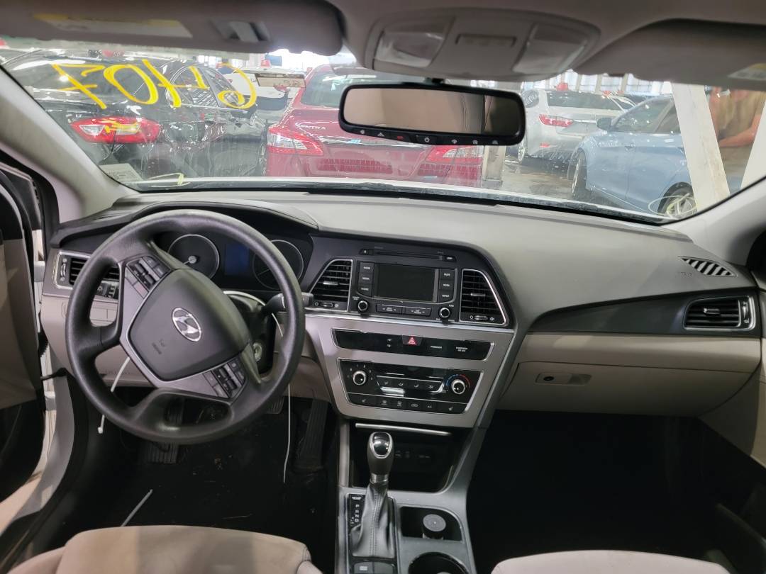 2015 HYUNDAI SONATA — 64785 Miles — Lot 82913163 - Marhaba Auctions Used Cars - Image 9