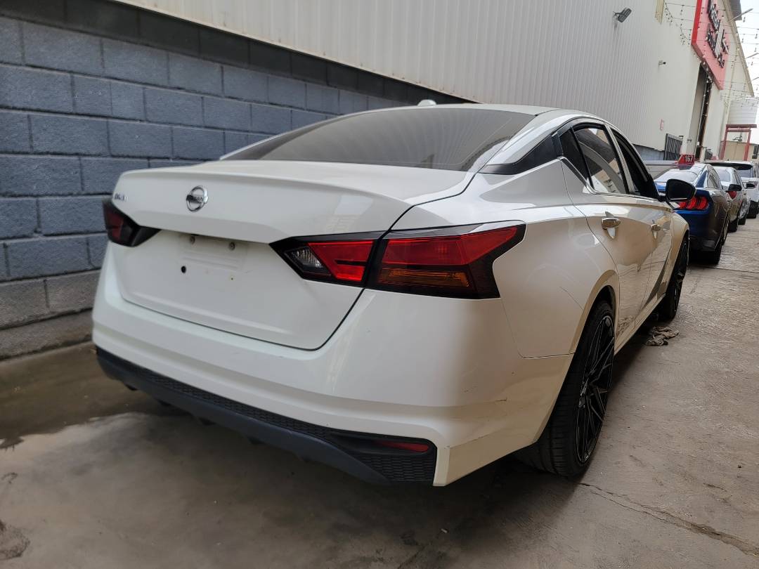 2020 NISSAN ALTIMA — 94274 Miles — Lot C236990 — Main - Marhaba Auctions Used Cars - Image 3