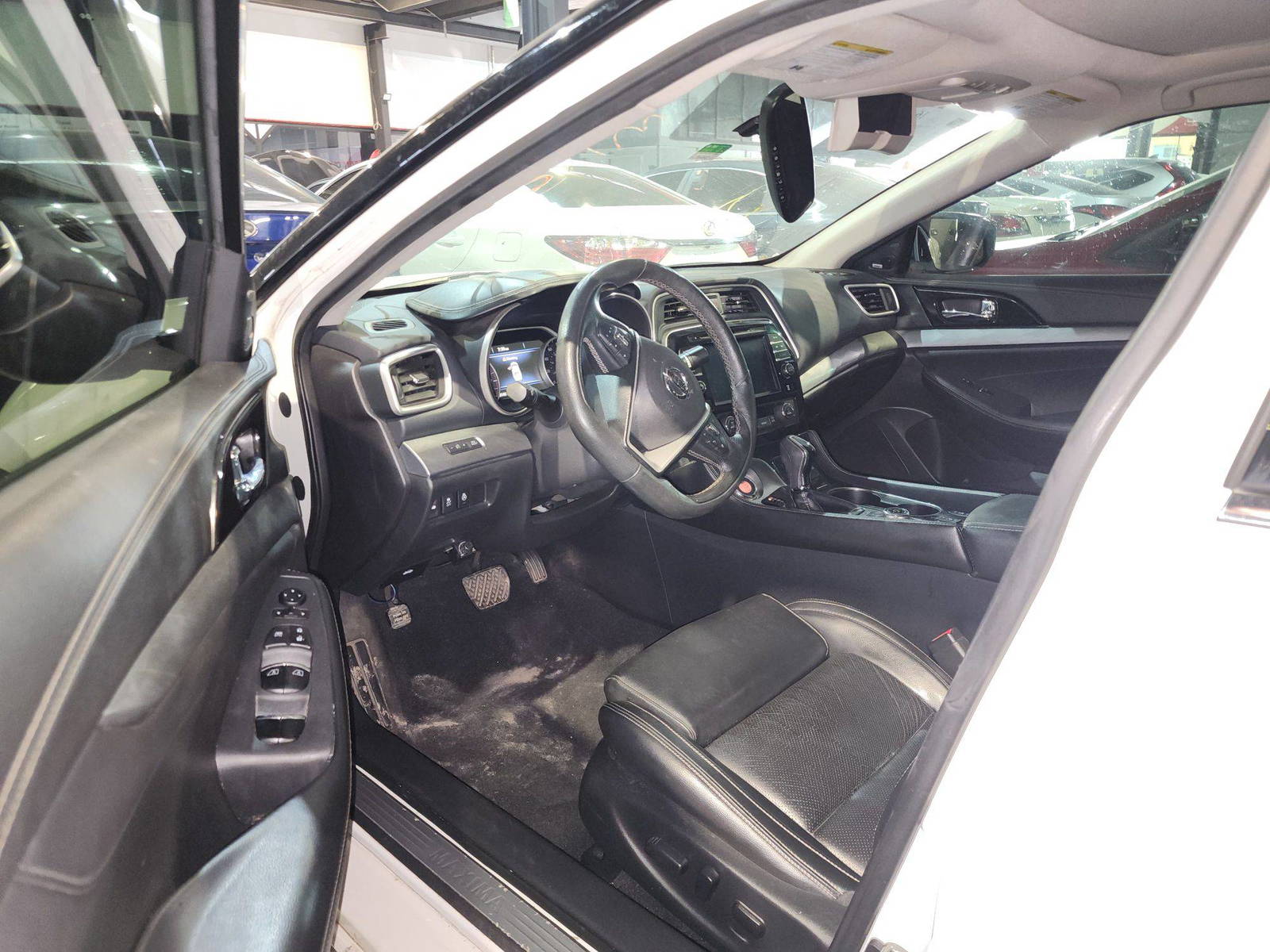 2017 NISSAN MAXIMA — 121458 Miles — Lot 392701 — Main - Marhaba Auctions Used Cars - Image 9