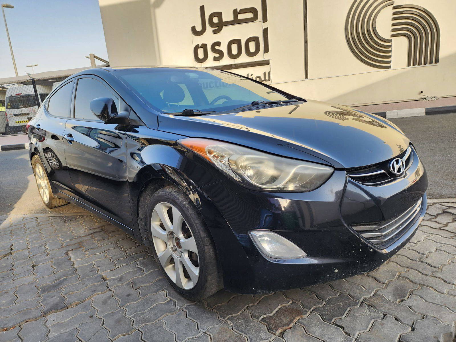 2013 HYUNDAI ELANTRA — 180412 Miles — Lot 47421884 — Souq - Marhaba Auctions Used Cars - Image 4
