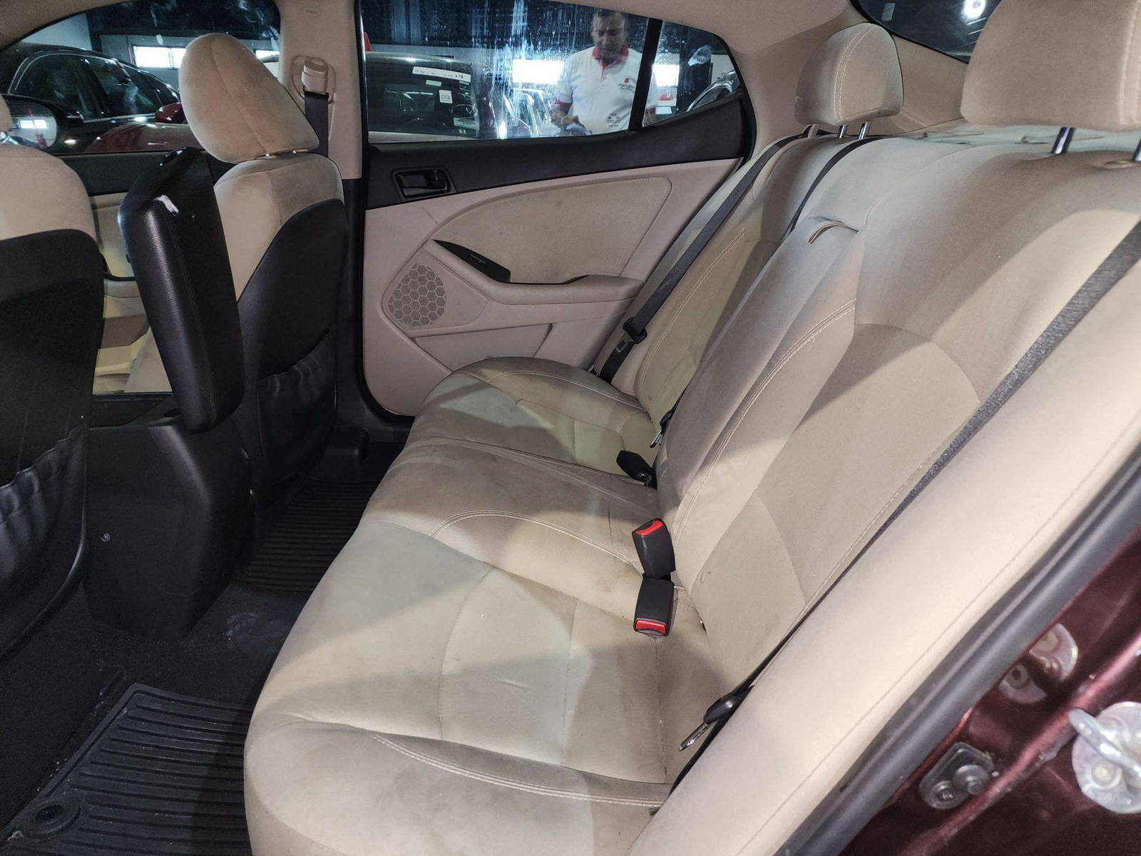 2015 KIA OPTIMA — 150896 Miles — Lot 59112494 — Al Quoz - Marhaba Auctions Used Cars - Image 8