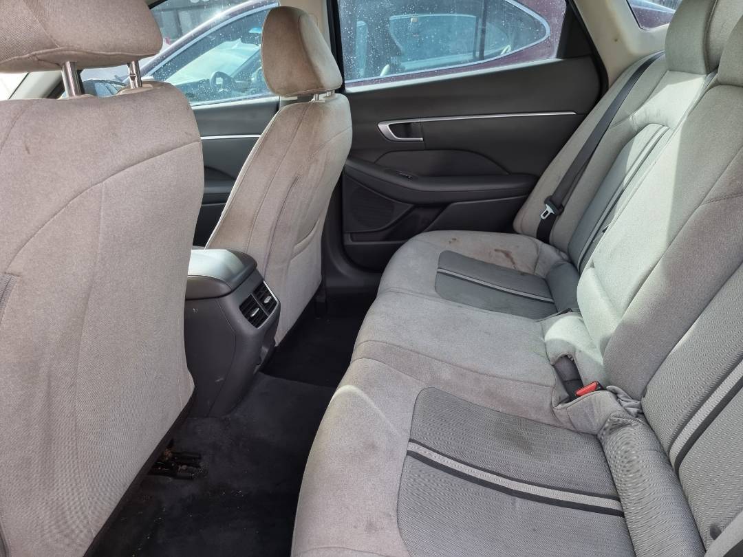 2020 HYUNDAI SONATA — 117517 Miles — Lot H000640 — Souq - Marhaba Auctions Used Cars - Image 7