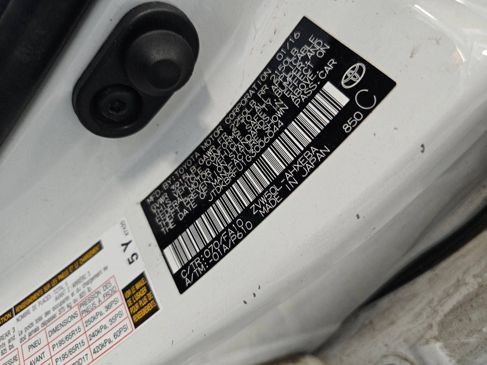 TOYOTA PRIUS 2016 - Marhaba Auction Used Cars - Image 10