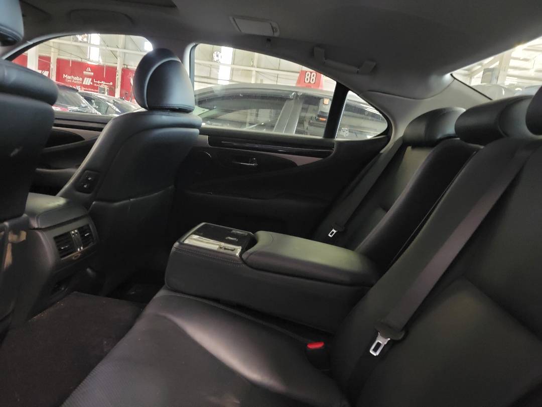 2017 LEXUS LS 460 — 102482 Miles — Lot 5028899 — Main - Marhaba Auctions Used Cars - Image 7