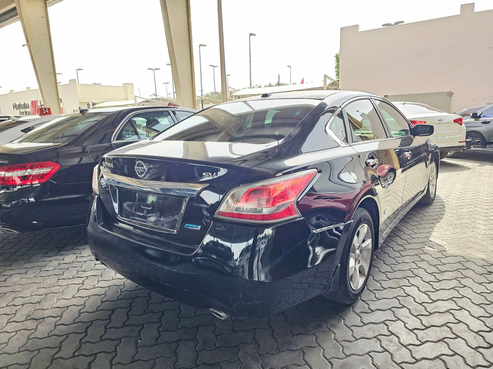 2014 NISSAN ALTIMA — 231324 KM — Lot 56542785 — Souq - Marhaba Auctions Used Cars - Image 4
