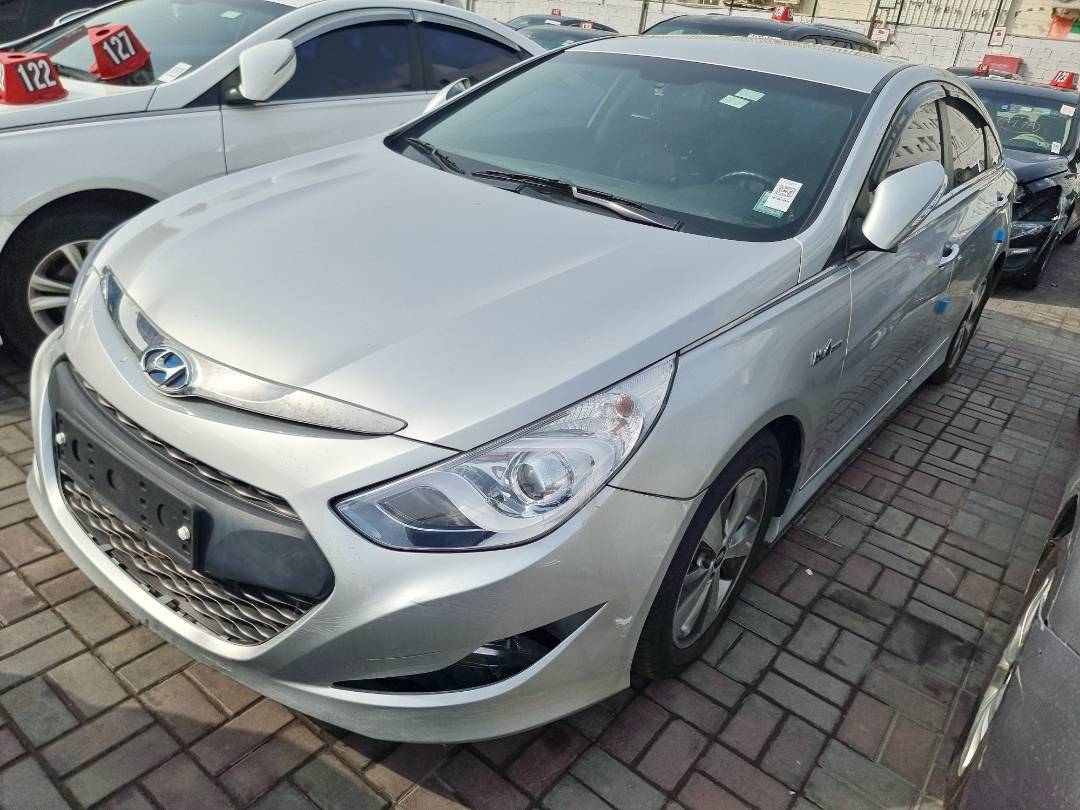 2012 HYUNDAI SONATA — 147168 KM — Lot 125487 — Main - Marhaba Auctions Used Cars - Image 3