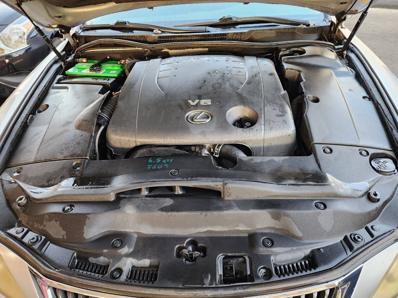 2010 LEXUS IS 250 — 256412 Miles — Lot 40614 — Souq - Marhaba Auctions Used Cars - Image 12