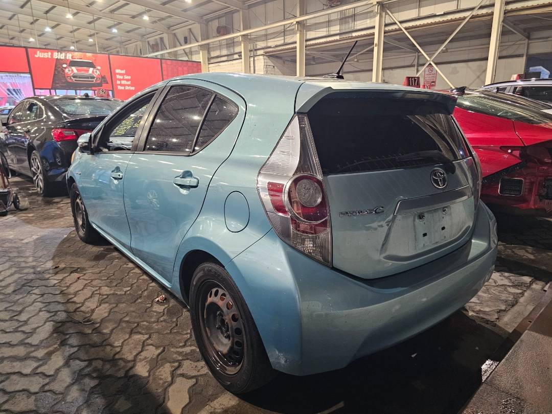 2012 TOYOTA PRIUS C — 202287 Miles — Lot 4C1007148 — Main - Marhaba Auctions Used Cars - Image 4