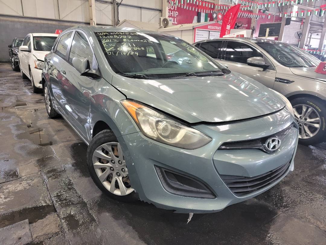 2013 HYUNDAI ELANTRA GT — 211257 KM — Lot 12108787X — Main - Marhaba Auctions Used Cars - Image 5